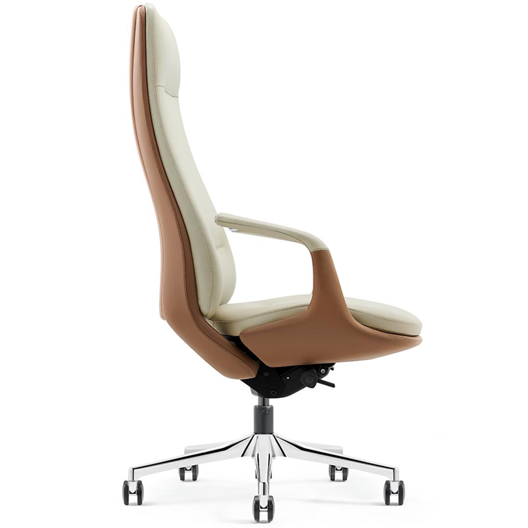 Director armchair 3